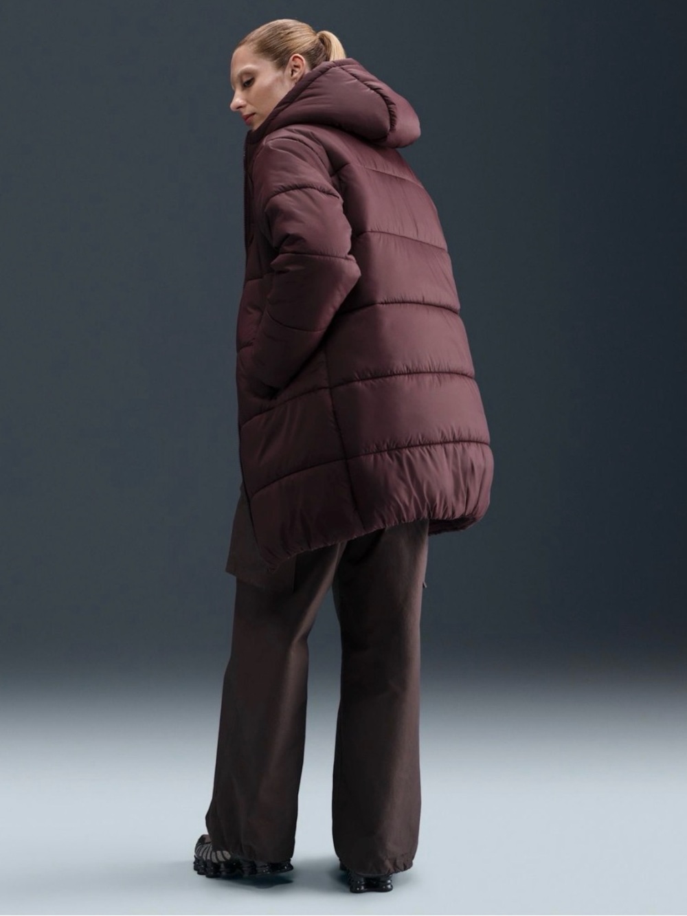 Nike Women's  Classic Therma-FIT Loose Hooded Parka- Brand New With Tags - Picture 5 of 10